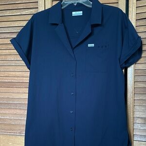 Columbia women’s Dark Blue Casual Button Down Shirt.
